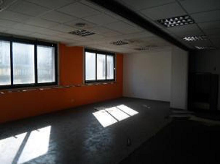 Foto de OFICINA COMERCIAL-PROPIEDAD HORIZONTAL, imagen 2