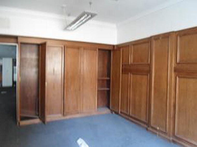 OFICINA COMERCIAL-PROPIEDAD HORIZONTAL