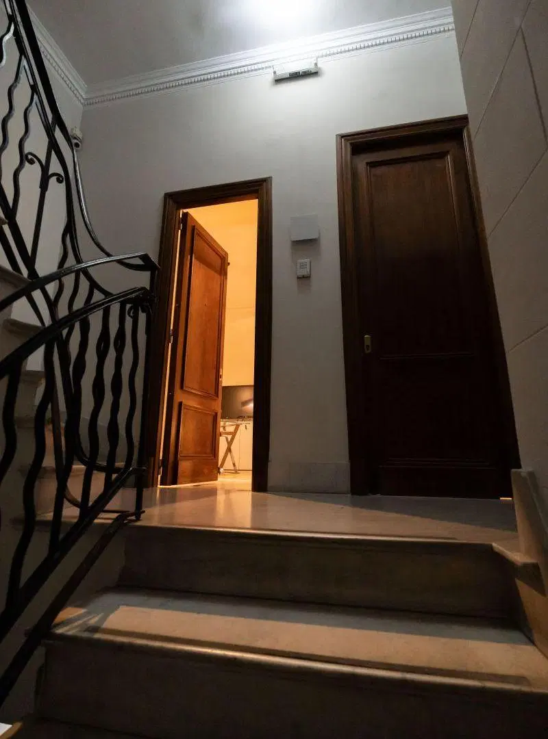 Excelente Oficina en Edificio Clásico de Barrio Norte 4