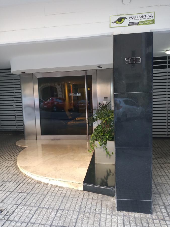 Venta Rosario cutro dormitorios. Cochera . Balcón . Río.