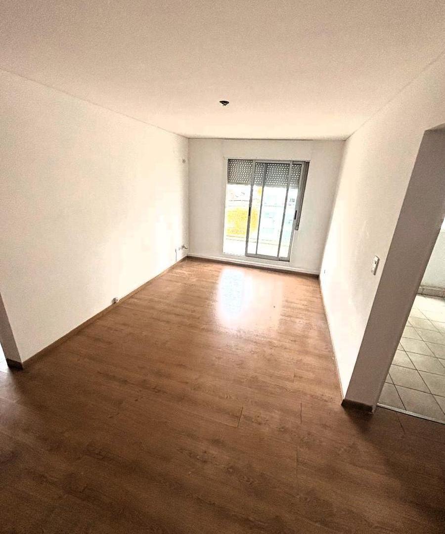 Foto de Departamento en venta un dormitorio vista al río rosario. Balcón, imagen 2