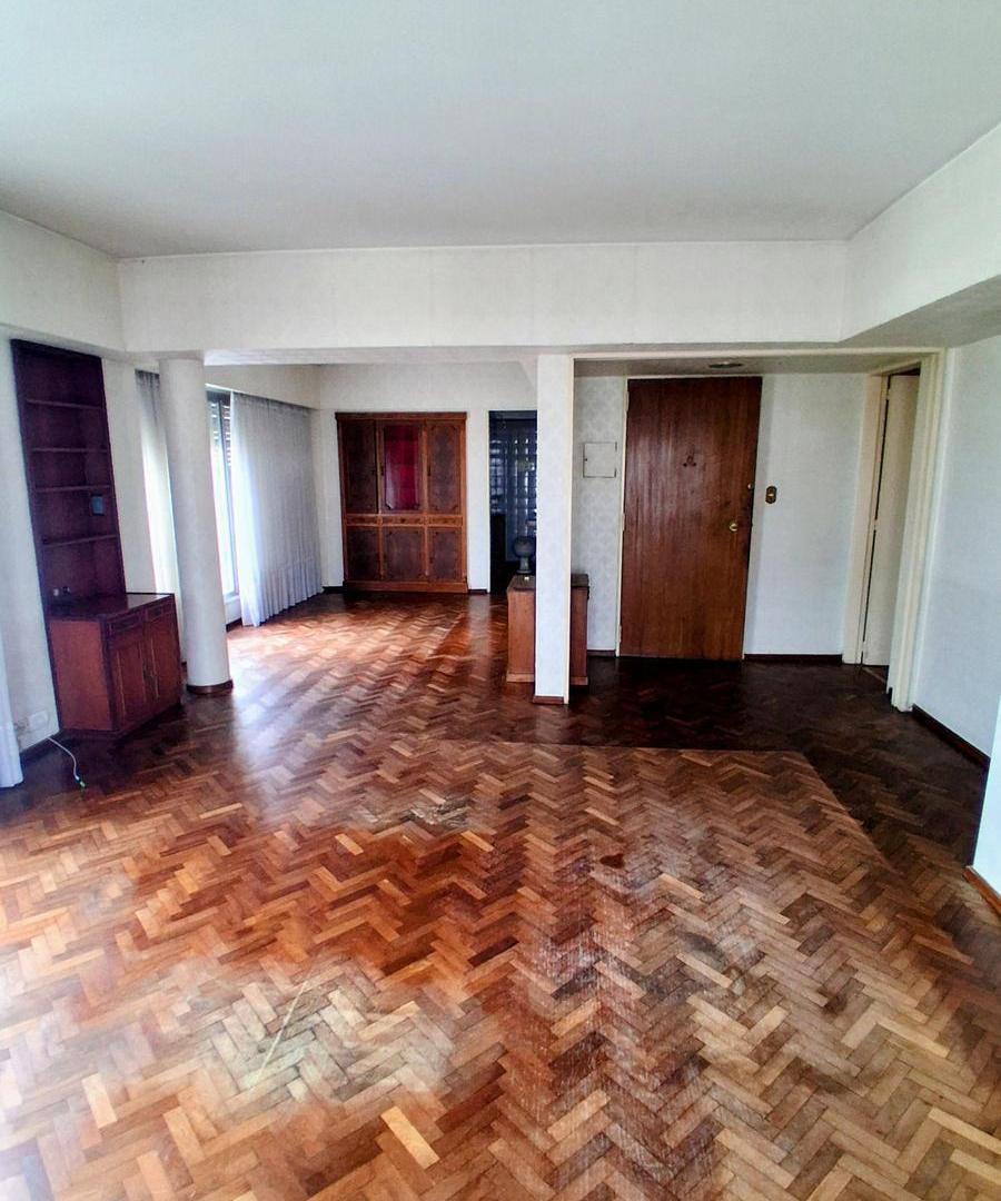 Foto de Departamento en alquiler tres dormitorios con cochera. Balcòn, imagen 2