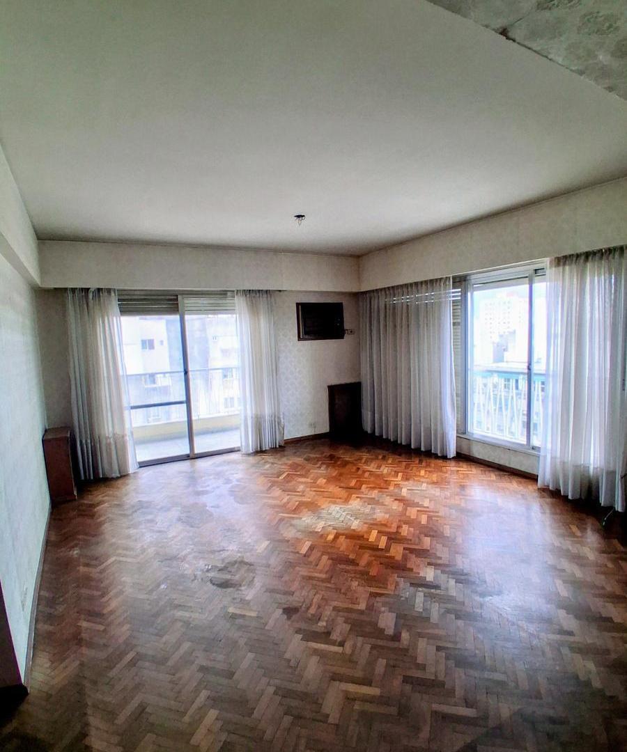Foto de Departamento en alquiler tres dormitorios con cochera. Balcòn, imagen 3