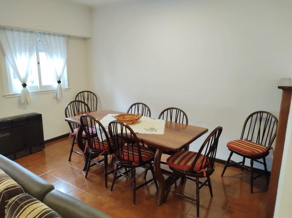 Departamento 4 Ambientes 4 Dorm. con Cochera 5