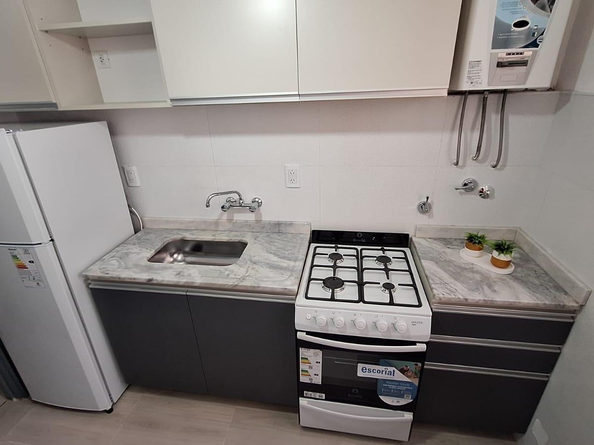 2 Ambientes con Cochera Plaza Mitre 5