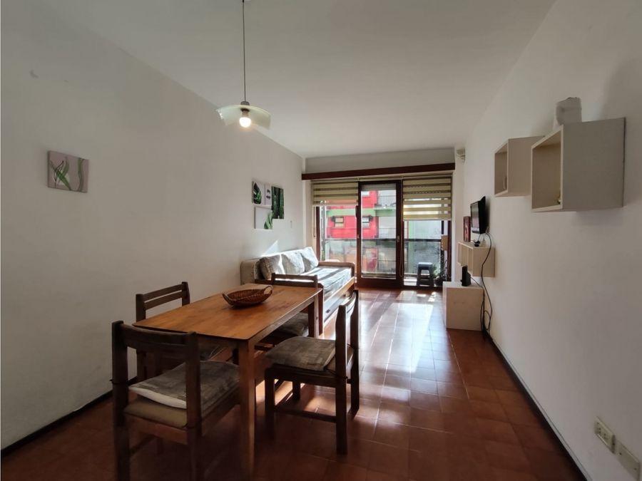 2 Ambientes Al Frente con Balcon. Barrio La Perla 1