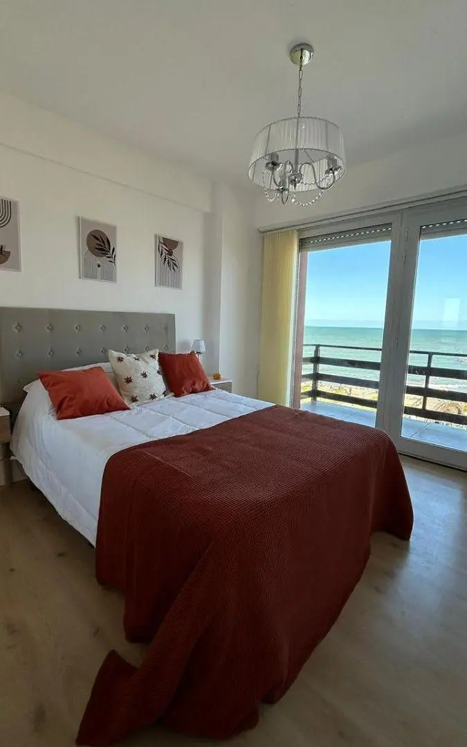 2 AMBIENTES VISTA PLENA AL MAR 1