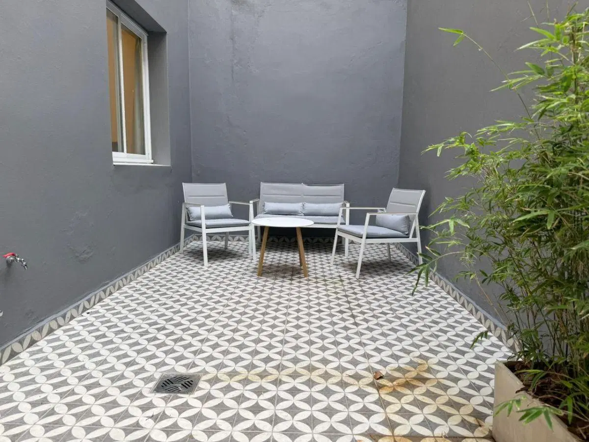 3 AMBIENTES C/ 2 PATIOS PROPIOS INTERNO 4