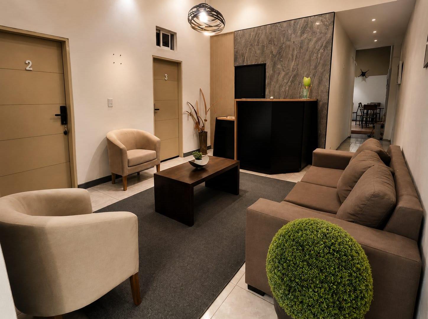 Foto de ALQUILER CENTRO DE MENDOZA – 8 PRIVADOS – IDEAL CONSULTORIOS / CENTRO, imagen 1