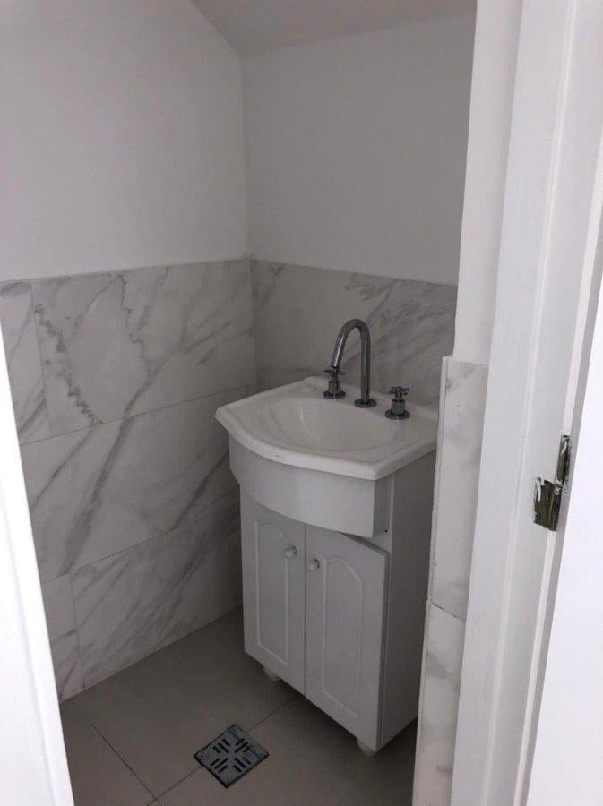 Foto de VENTA DE LOCAL SIN EXPENSAS ZONA MACROCENTRO MAR DEL PLATA, imagen 4