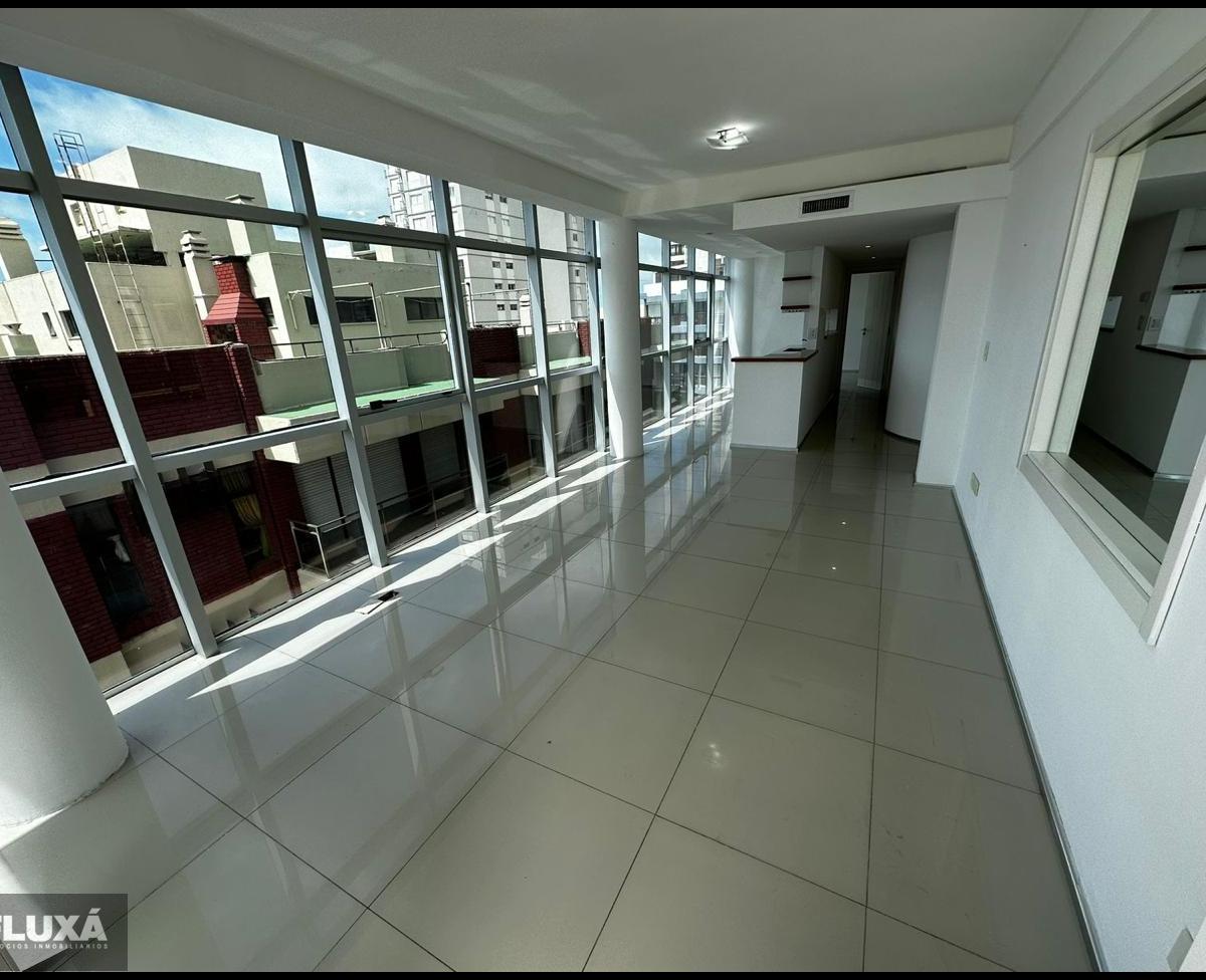 VENTA DEPARTAMENTO 3 AMBIENTES CON COCHERA FRENTE AL MAR