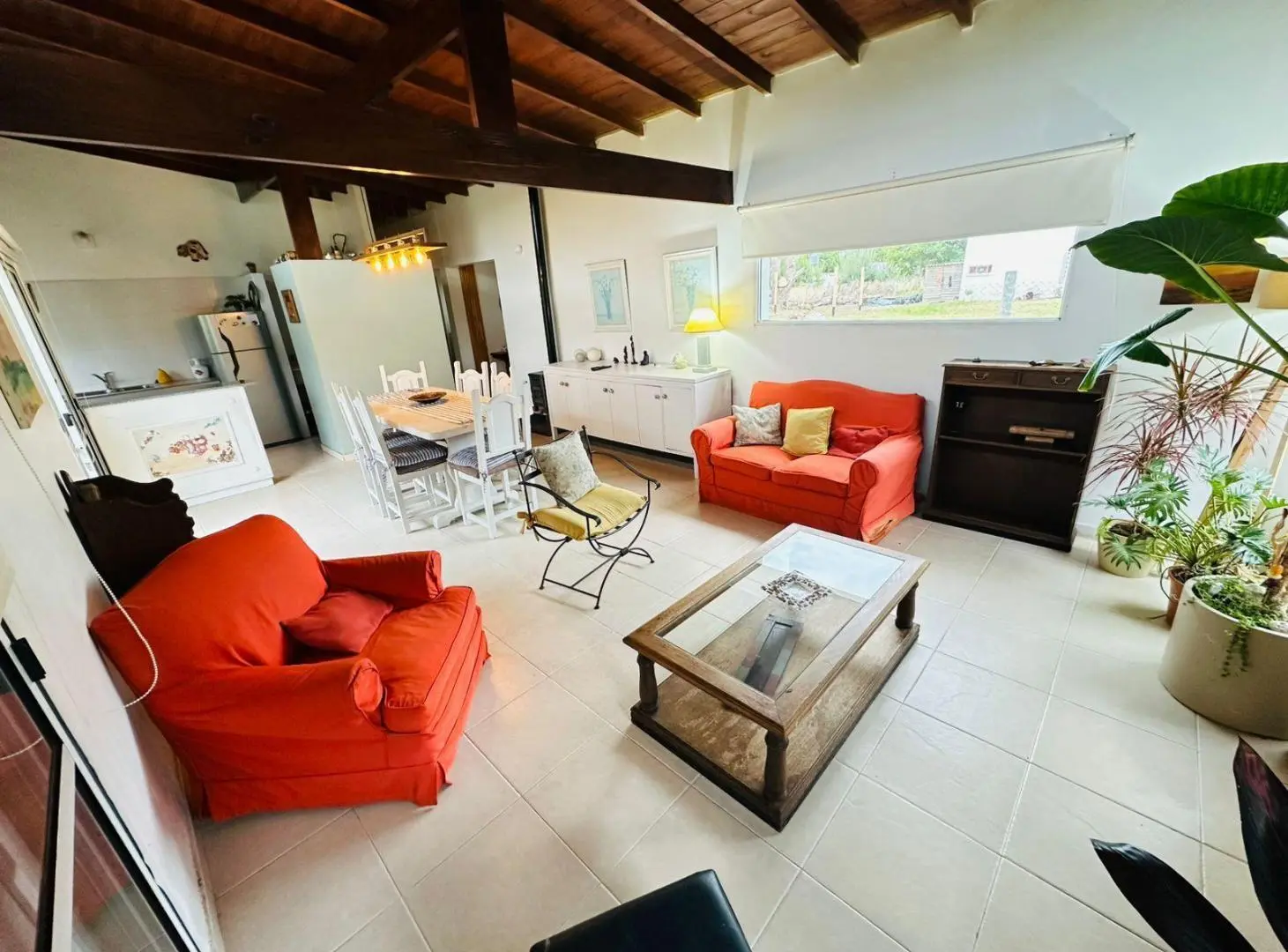 INCREIBLE CASA DE 3 AMBIENTES EN BARRIO ALFAR 5