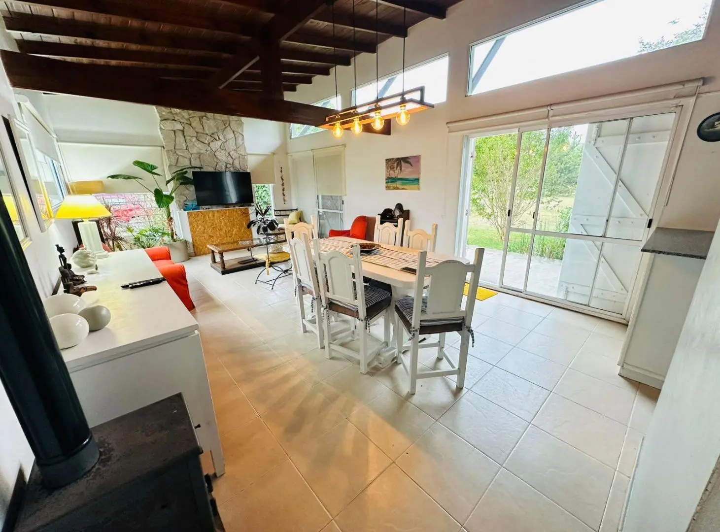 INCREIBLE CASA DE 3 AMBIENTES EN BARRIO ALFAR 2