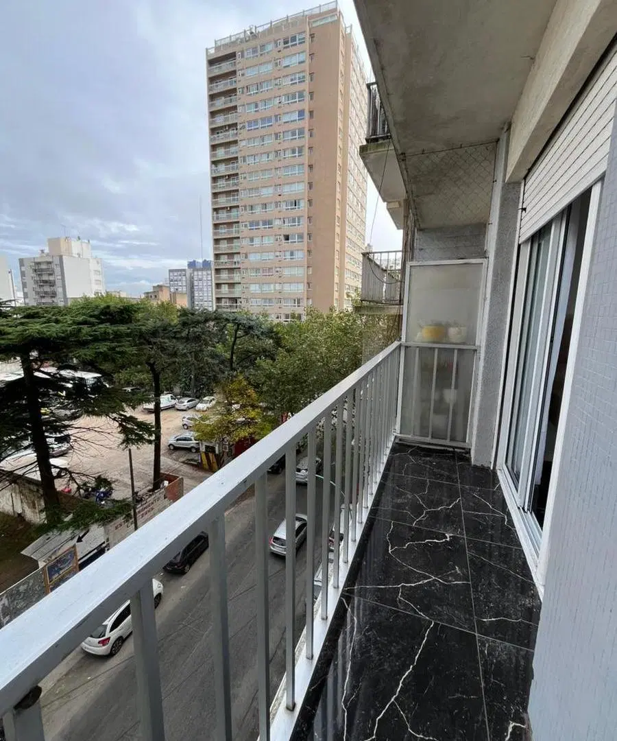DEPARTAMENTO DE 1 AMBIENTE RECICLADO 3