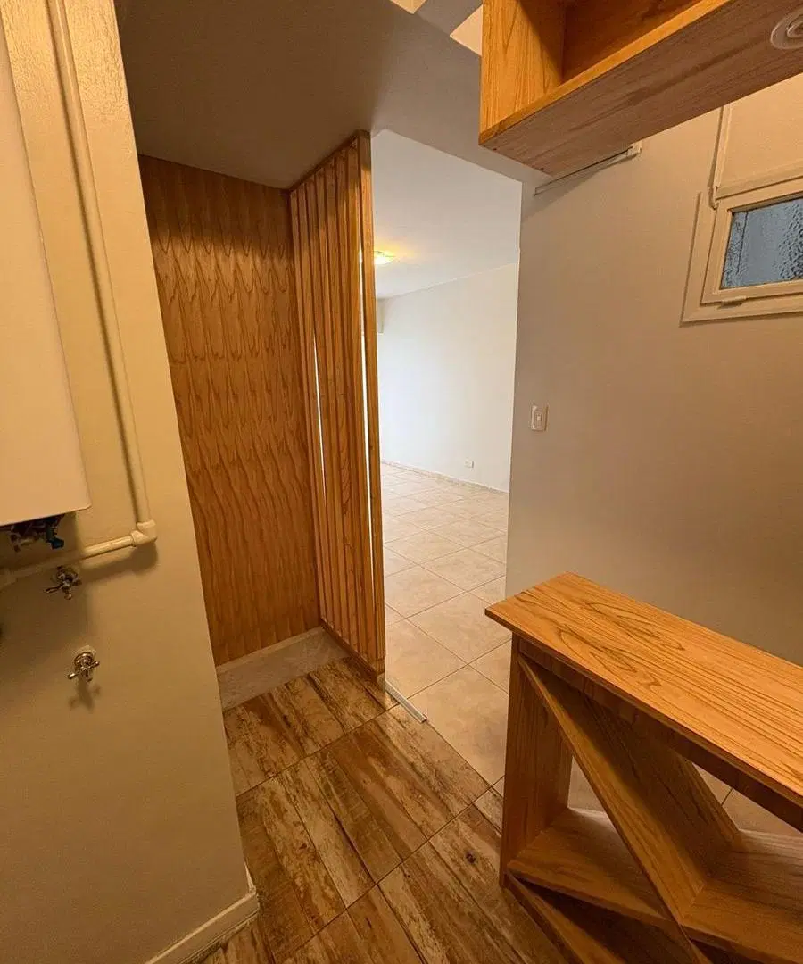 DEPARTAMENTO DE 2 AMBIENTES CON BALCON AL FRENTE RECICLADO 3