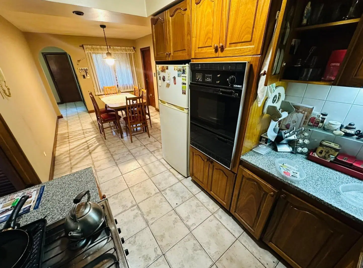 HERMOSO CHALET 4 AMBIENTES BARRIO LOS PINARES 4