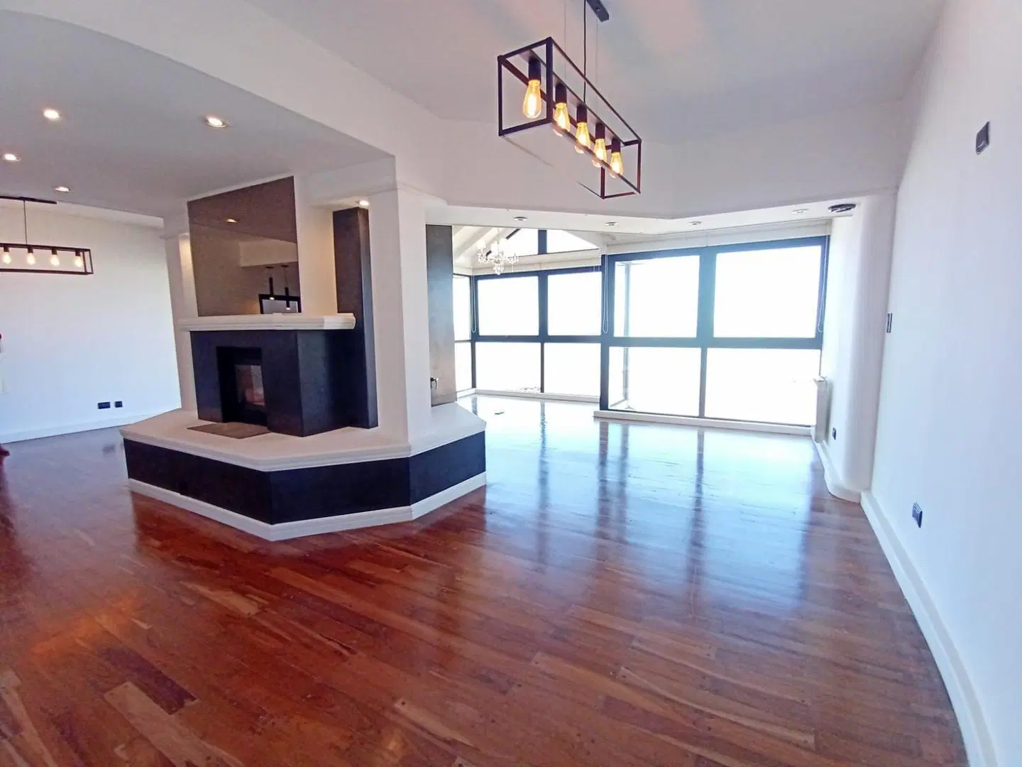 HERMOSO DEPARTAMENTO 5 AMBIENTES FRENTE AL MAR ZONA LA PERLA 2