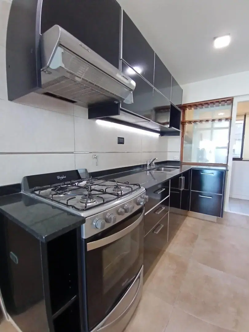 HERMOSO DEPARTAMENTO 5 AMBIENTES FRENTE AL MAR ZONA LA PERLA 5