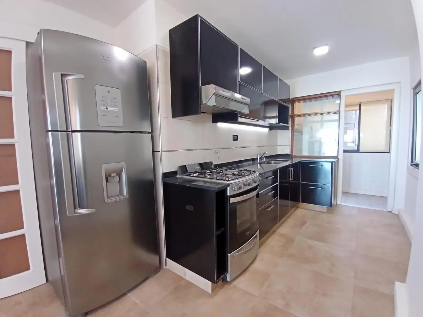 HERMOSO DEPARTAMENTO 5 AMBIENTES FRENTE AL MAR ZONA LA PERLA 8