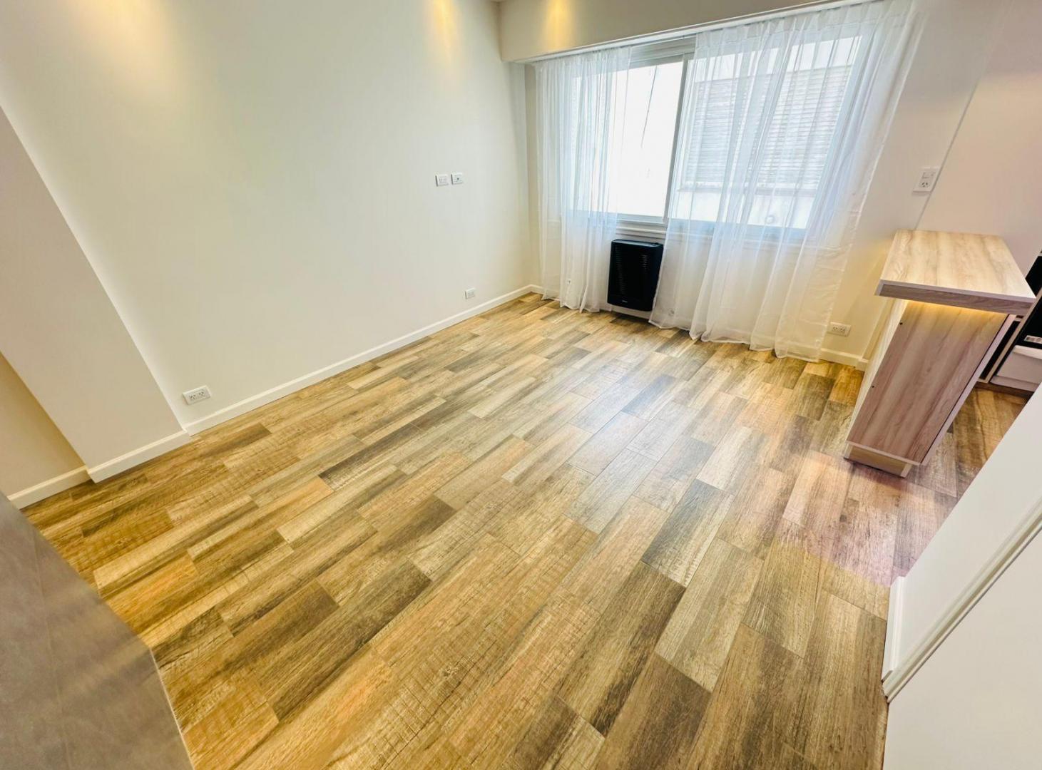 Foto de DEPARTAMENTO 2 AMBIENTES CON BALCON RECICLADO A NUEVO, imagen 5