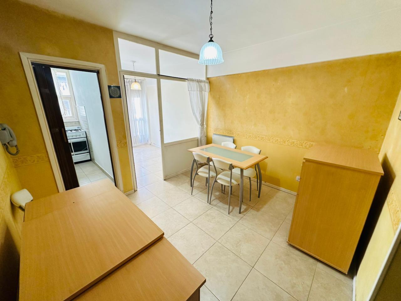 Foto de DEPARTAMENTO DE 1 AMBIENTE Y MEDIO CON BALCON AL FRENTE, imagen 2