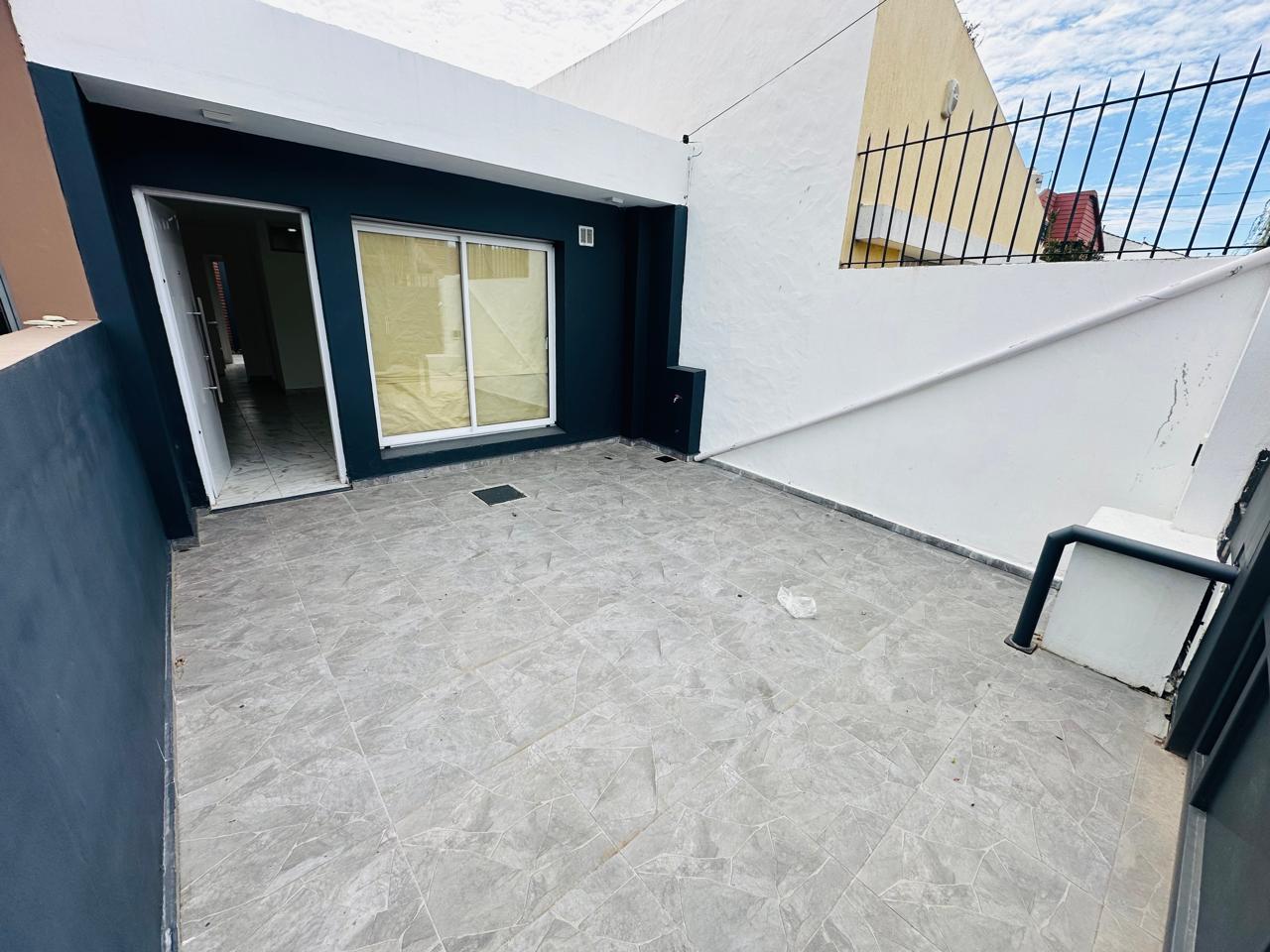 Foto de ALQUILER CASA 2 AMBIENTES CON PATIO Y TROTADORA PARA AUTO, imagen 3