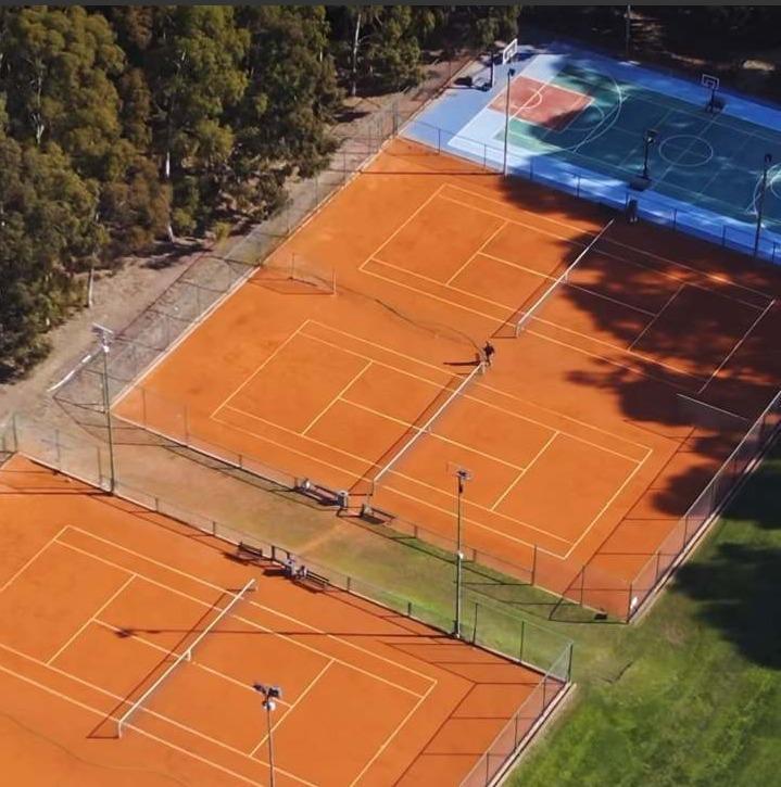 Foto de CASA A ESTRENAR DE 5 AMBIENTES EN RUMENCO BARRIO OLIVOS, imagen 3