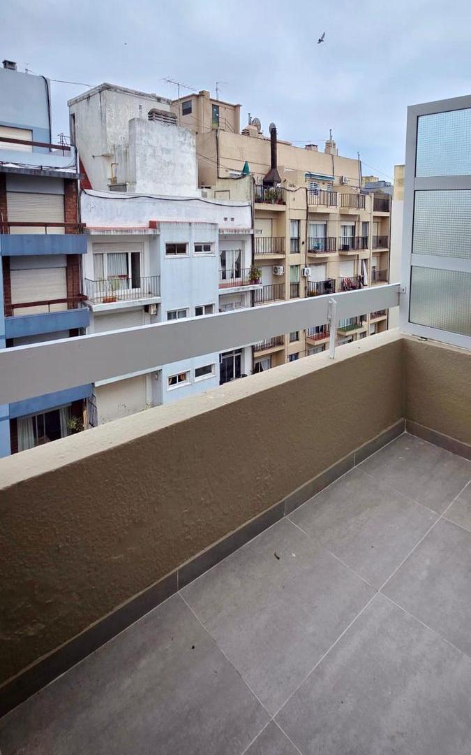 Foto de DEPARTAMENTO 1 AMBIENTE RECICLADO Y AMOBLADO CON BALCON, imagen 3