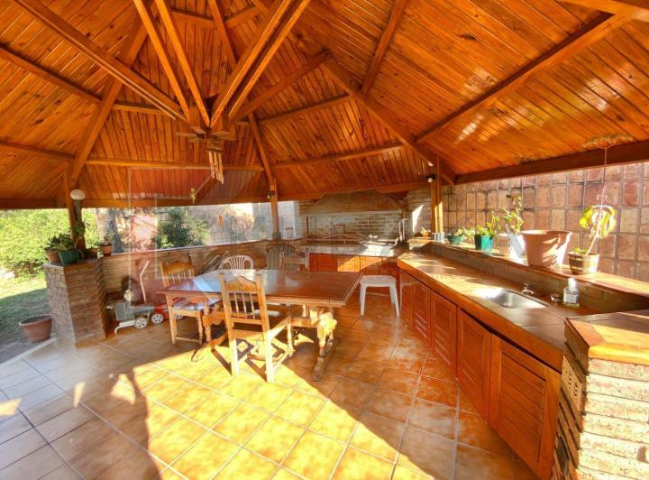 Casa Amoblada en Alquiler - Cerro de las Rosas - Zona Norte 5