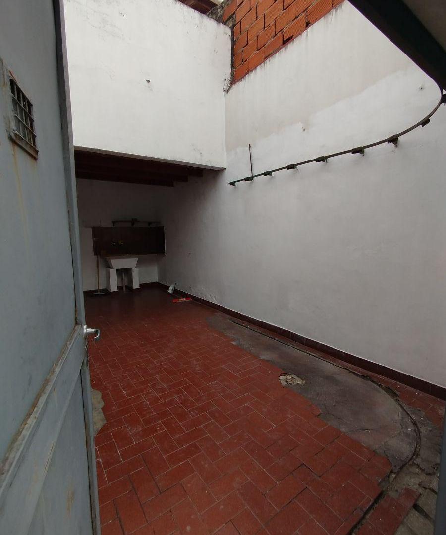 Foto de ALQUILER: PH 3 ambientes. Planta Baja al frente en San Andres, imagen 4