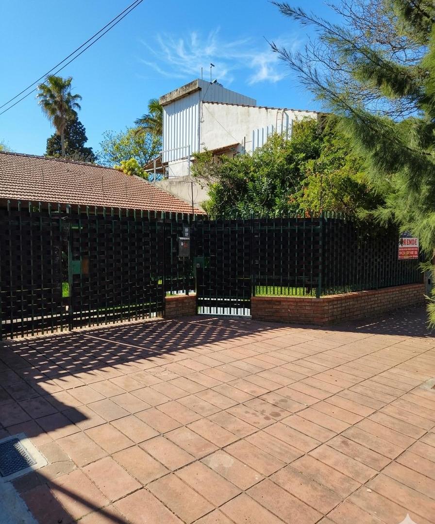 Foto de OPORTUNIDAD! VENTA. Chalet en Villa Ballester lote 10x43, imagen 4
