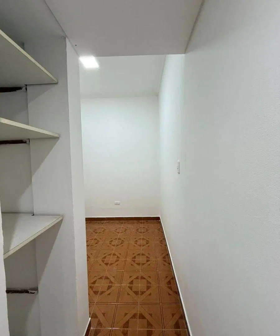 PH 3 Ambientes en Excelente Estado – Patio y Terraza – Lanús Este 2