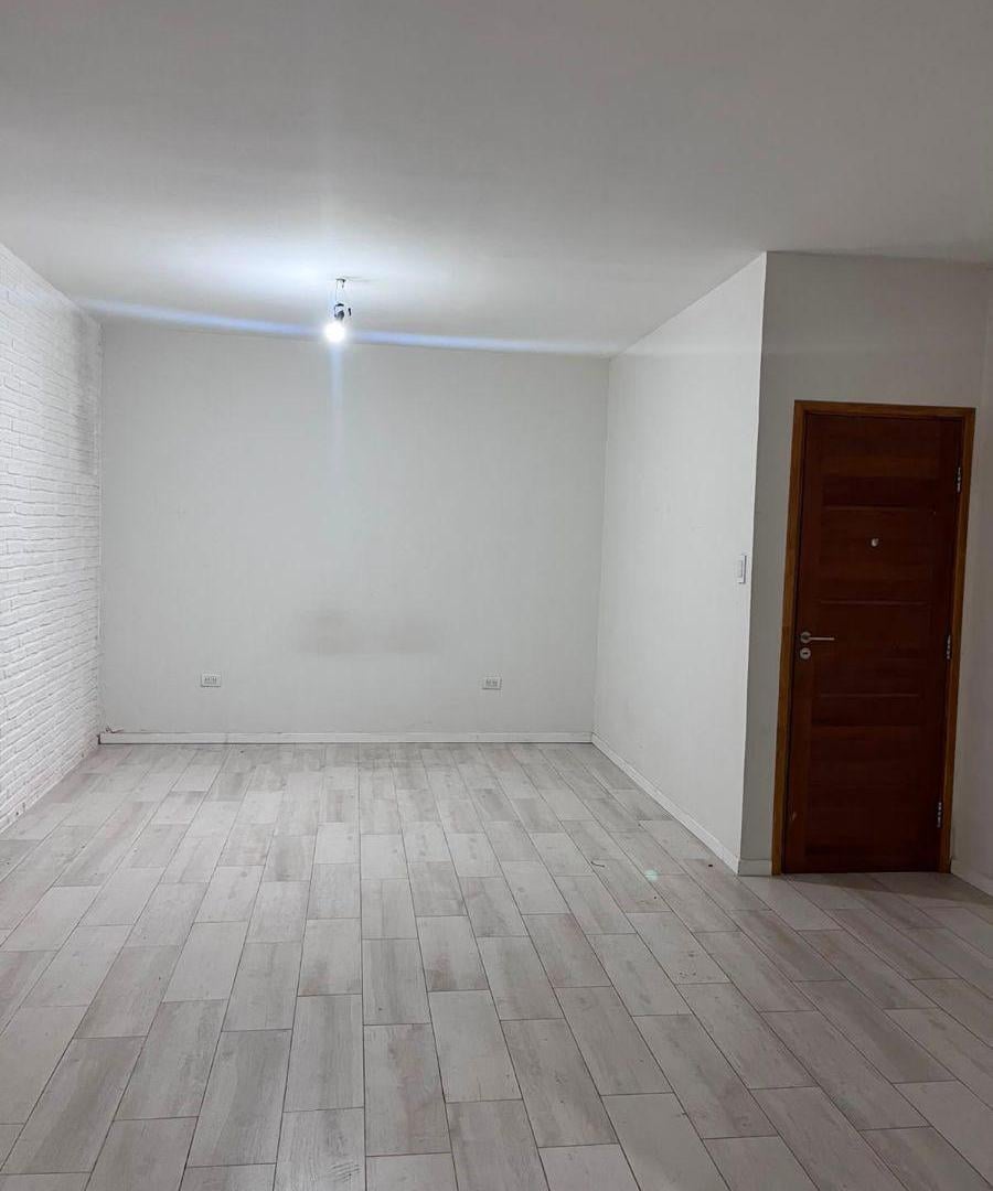 Foto de Monoambiente en Alquiler con Patio, imagen 2
