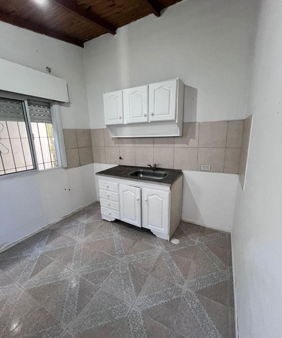 Foto de Alquilo Departamento Ph Interno, Lanús Este., imagen 5