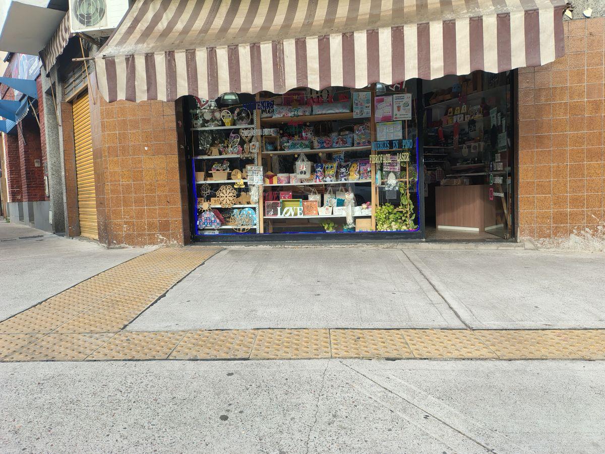 Foto de LOCAL EN VENTA VILLA DEL PARQUE, imagen 1