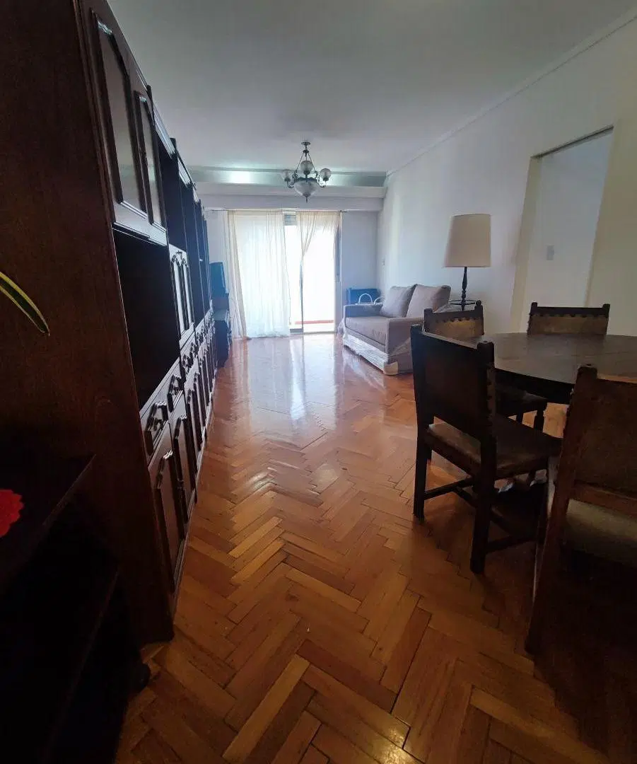Alquiler Temporal, 5 ambientes + balcon, Barrio Norte 4