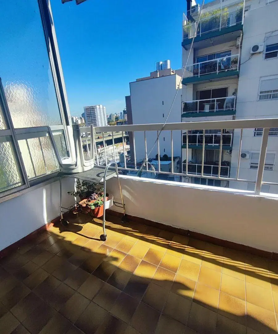 Alquiler Temporal, 5 ambientes + balcon, Barrio Norte 3