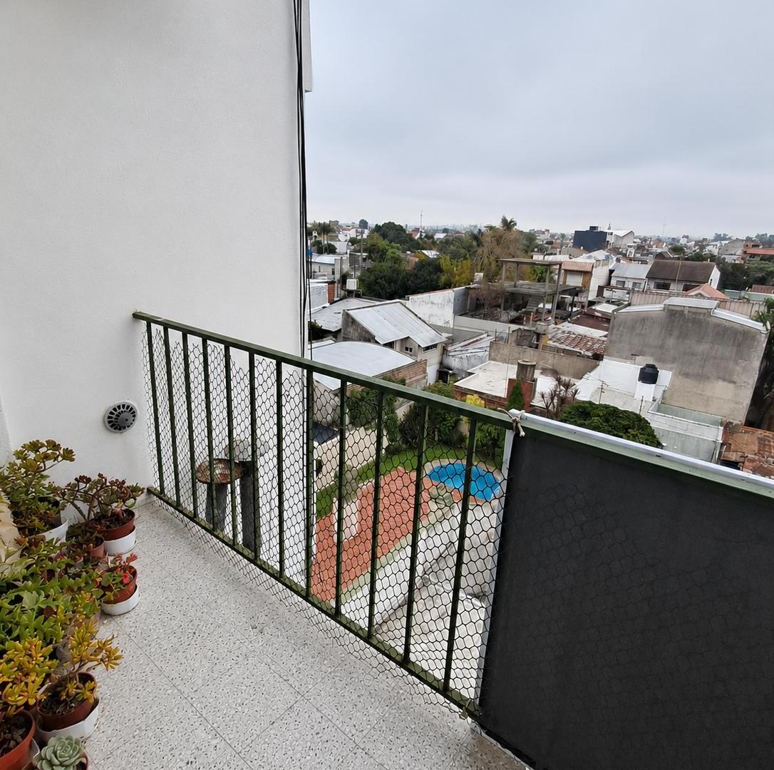 Venta, 4 Ambientes + Balcon, Lanus