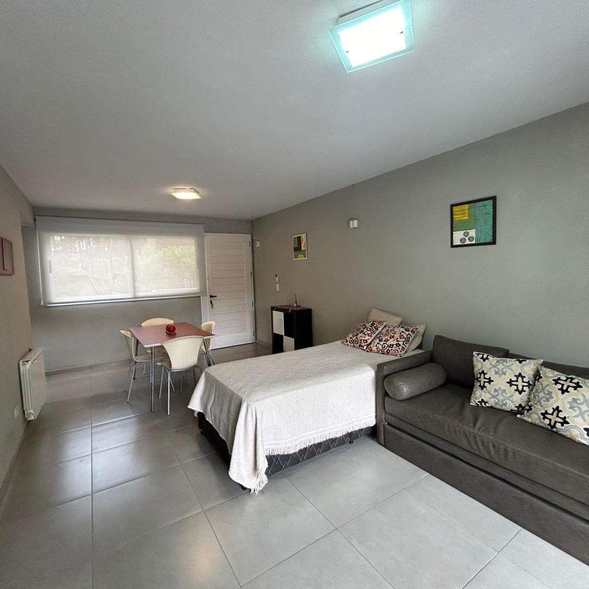 Departamento de 2 Ambientes a m de La Playa y a Pasos del Centro Comercial 2