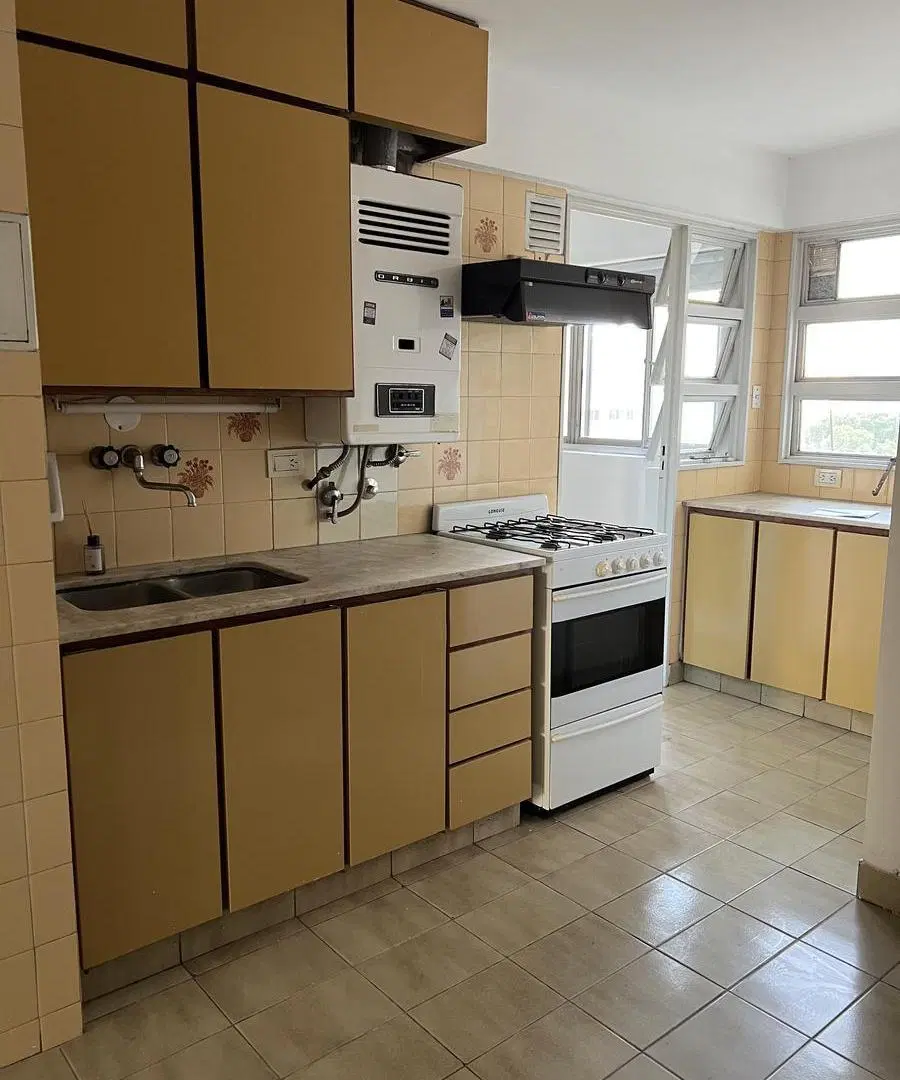 Departamento de 2 dormitorios con cochera 2