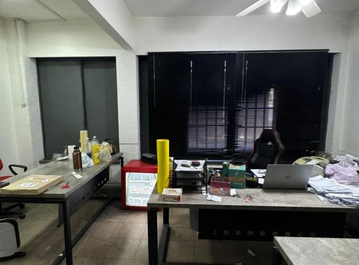 LOCAL COMERCIAL EN ALQUILER - MORENO CENTRO  3