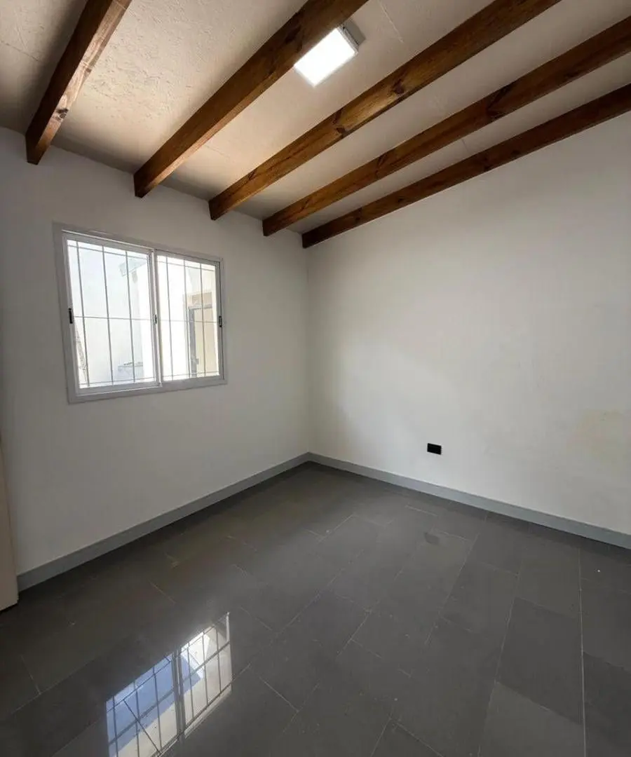 DEPARTAMENTO 2 AMBIENTES EN VENTA - MORENO CENTRO 8