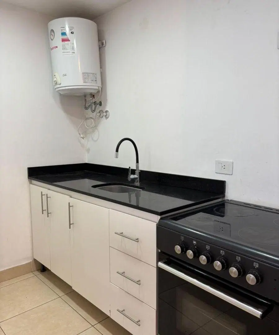 DEPARTAMENTO 3 AMBIENTES EN ALQUILER - SOLARES DE MORENO 2