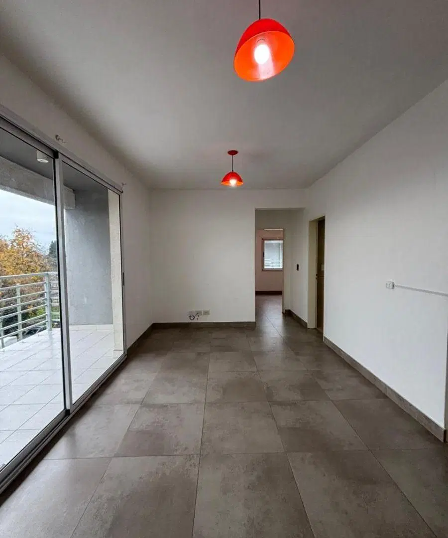 DEPARTAMENTO 3 AMBIENTES EN ALQUILER - SOLARES DE MORENO 4