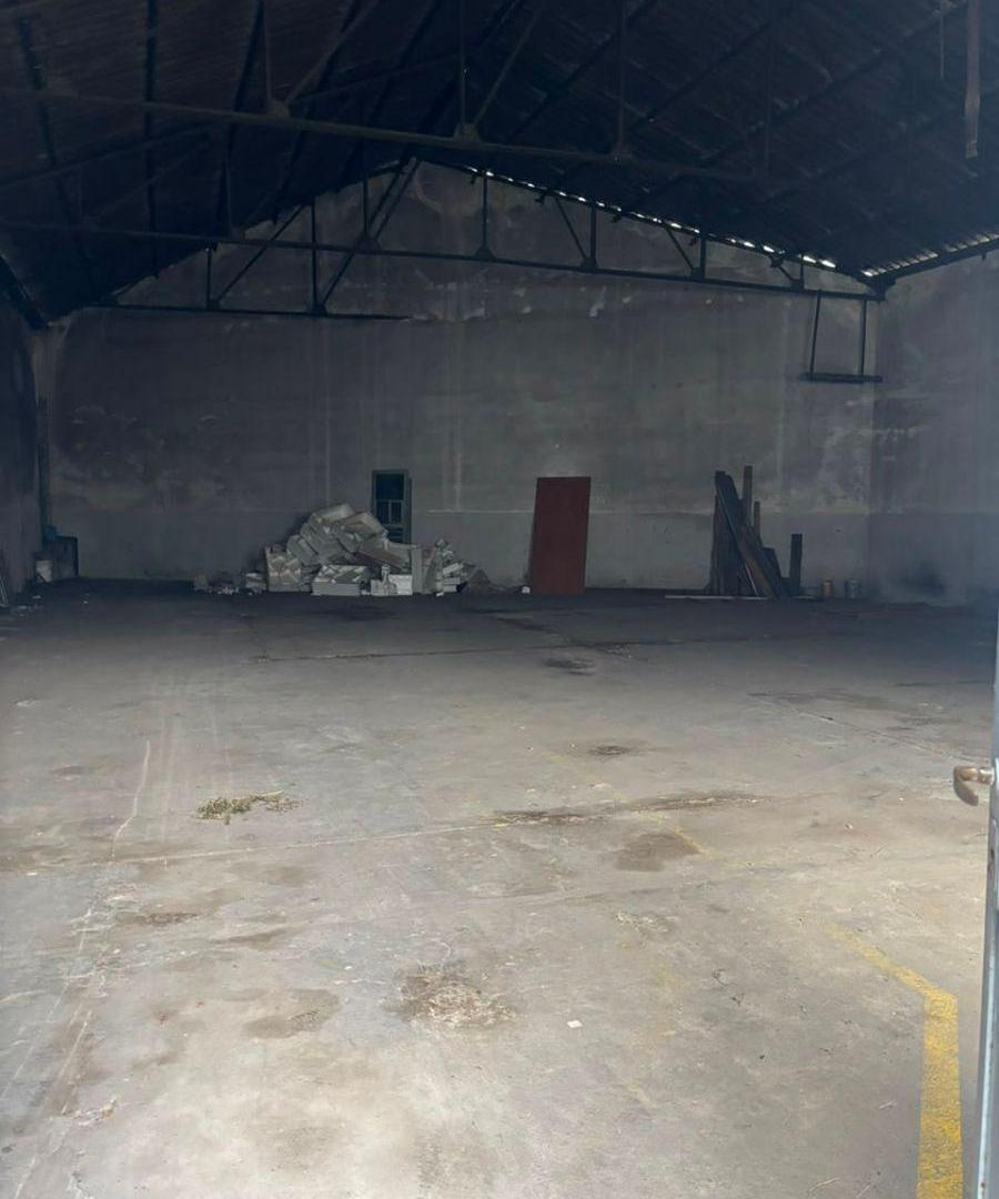 Foto de CASA EN VENTA 4 AMBIENTES CON GALPON EN HAEDO, imagen 3