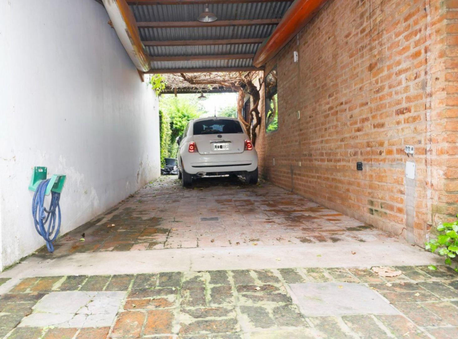 Foto de VENTA - SAN JUAN Nº 2640 - GRANADERO BAIGORRIA, imagen 2