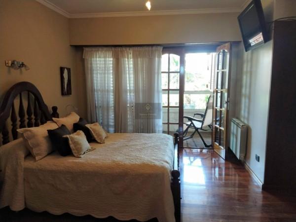 Foto de CHALET DE 6 AMBIENTES CON QUINCHO Y PISCINA EN COLINAS PERALTA RAMOS, imagen 2