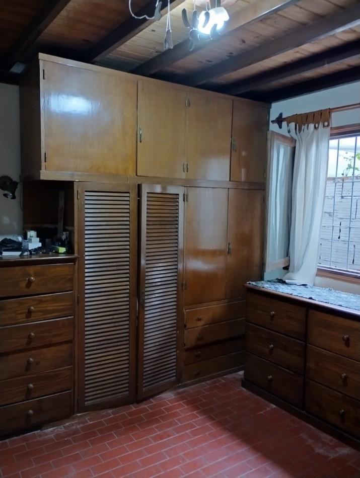 Foto de CHALET 4 AMBIENTES MAS LOCAL AL FRENTE. APTO CREDITO, imagen 5
