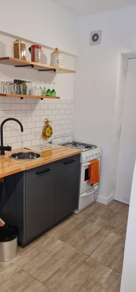 Departamento 1 Ambiente a La Calle, Reciclado y Luminoso Frente Al Shopping Aldrey 5