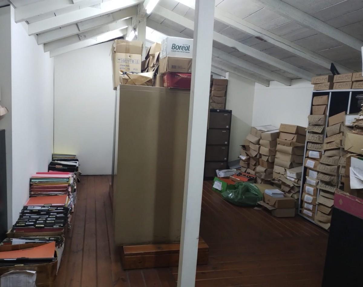 PH Tipo Chalet de 6 Ambientes en Planta Alta con Garaje, Apto Profesional y Apto Para Vivienda en Ch 2